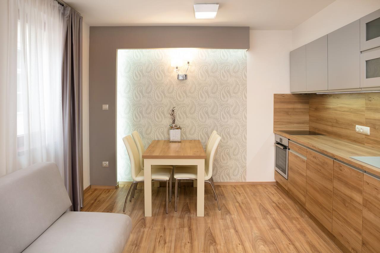 Foter Rezidencia Apartamento Győr Exterior foto