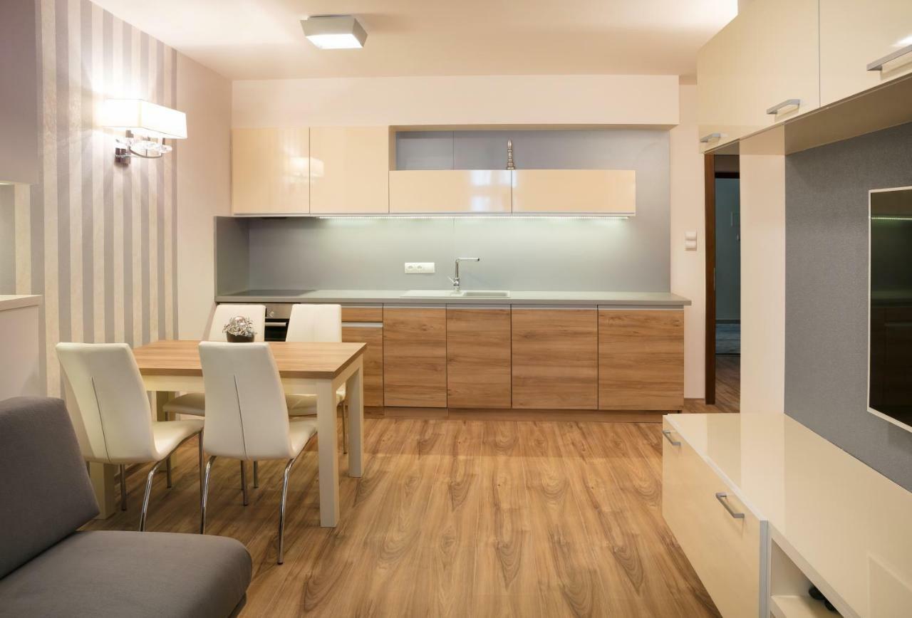 Foter Rezidencia Apartamento Győr Exterior foto
